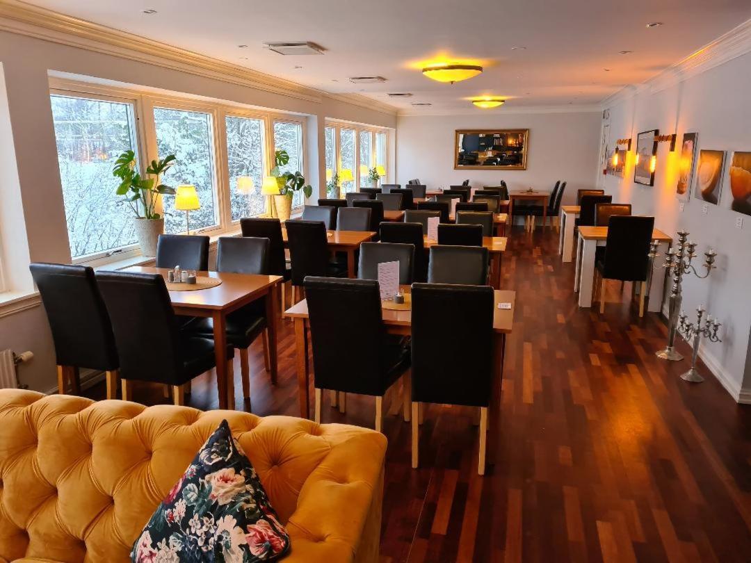 Kils Hotell & Restaurang Extérieur photo