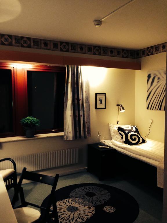 Kils Hotell & Restaurang Extérieur photo